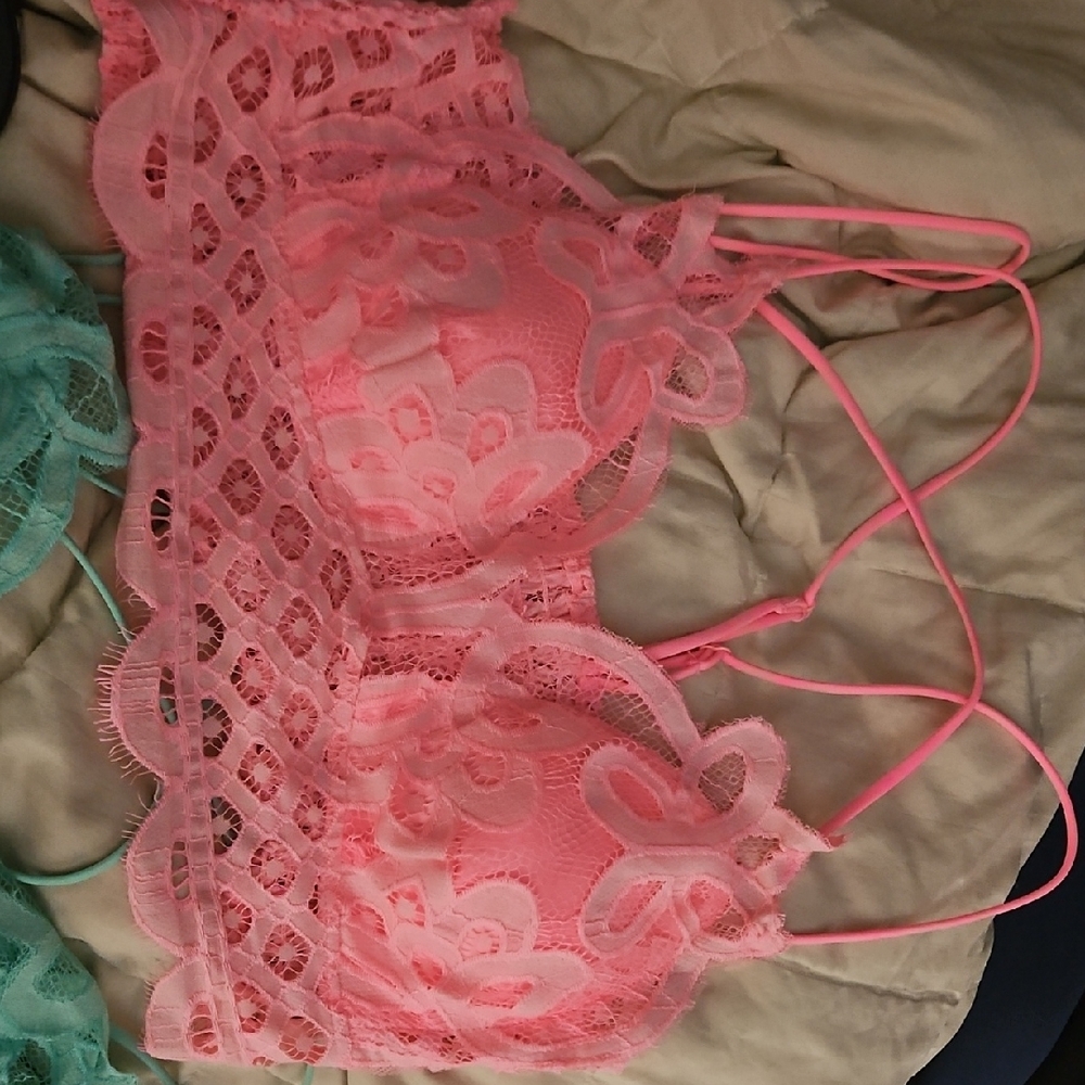 Elegant Pink Lace Bralette